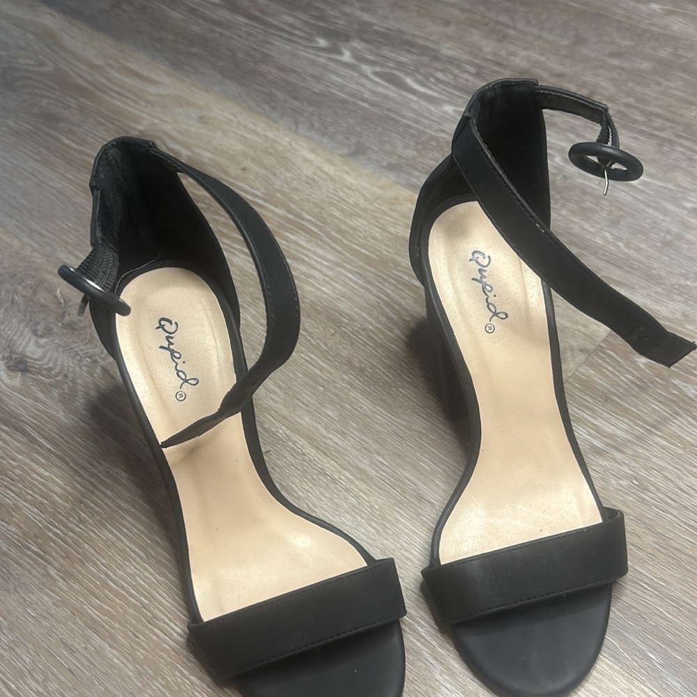 Qupid Black Ankle Strap Heels
